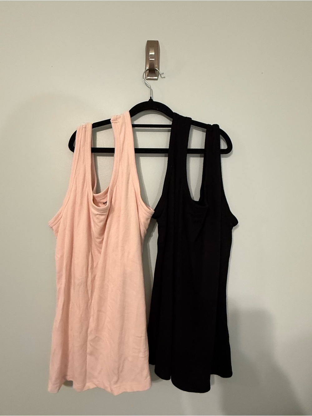 Lot of joy spun bra tanks